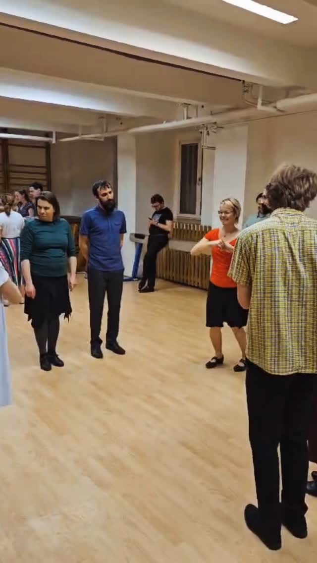 Nahlédněte na Instagram