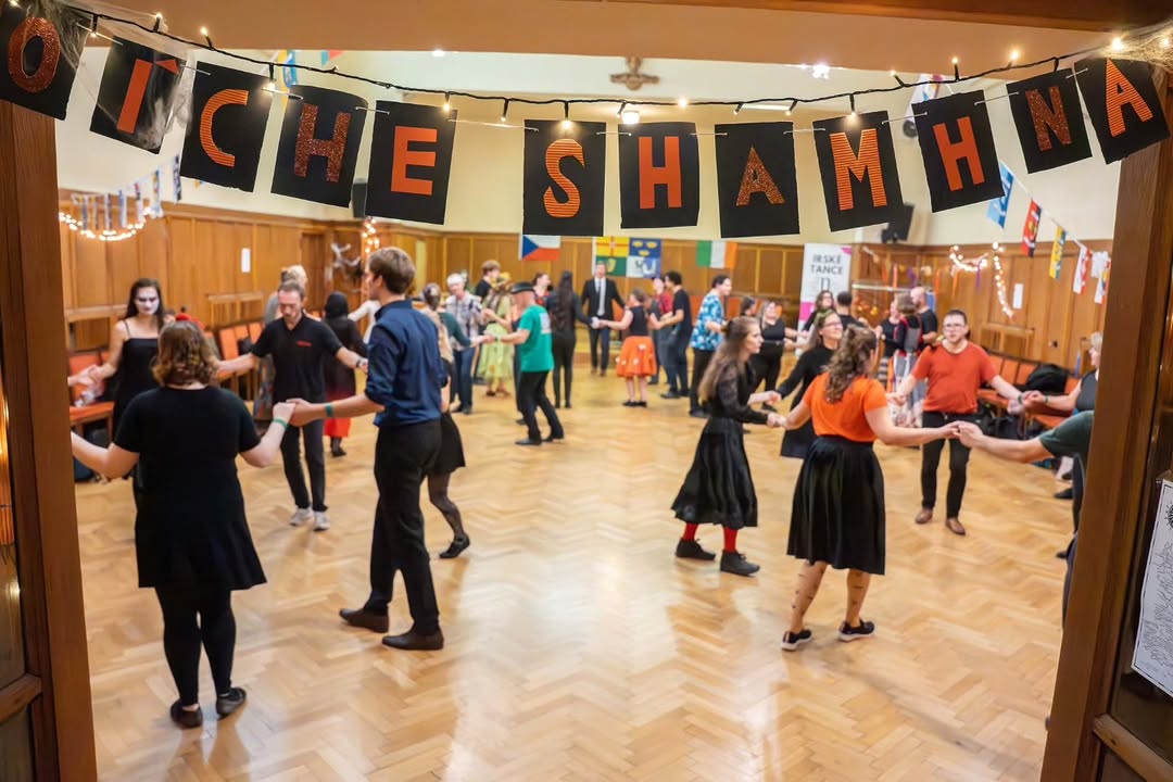 Nahlédněte na Instagram